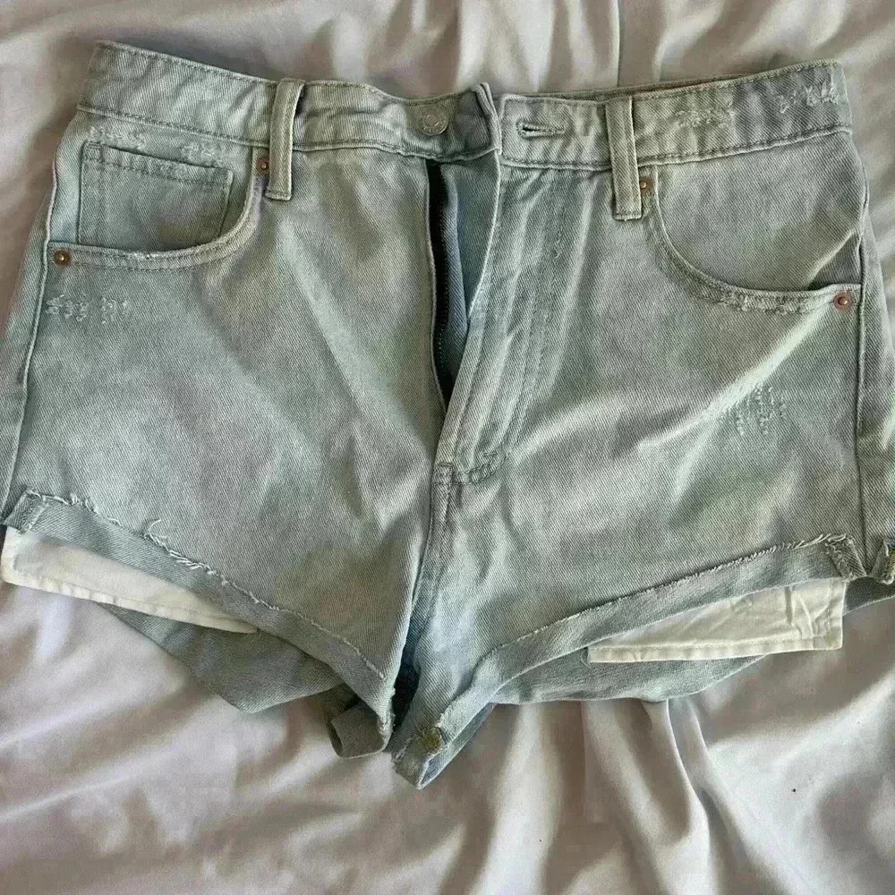 Wild fable highest rise cheeky shorts. Light wash size 4 woman or juniors